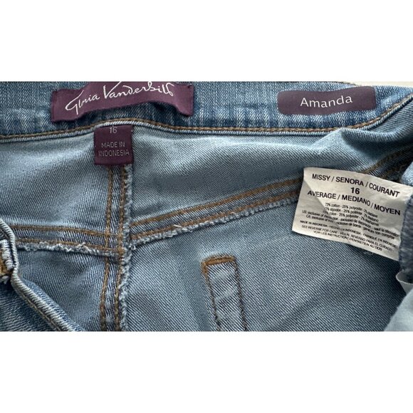 Gloria Vanderbilt Amanda Light Wash Denim Jeans Embellished Back Pockets Size 16 - Picture 4 of 4